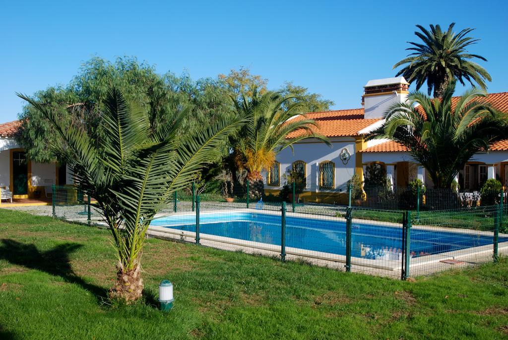 Herdade Da Samarra Hotel Viana do Alentejo Exterior photo