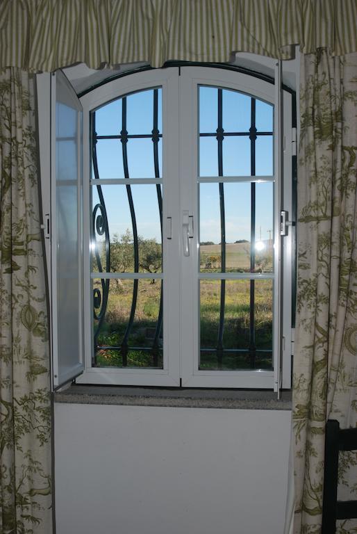 Herdade Da Samarra Hotel Viana do Alentejo Room photo