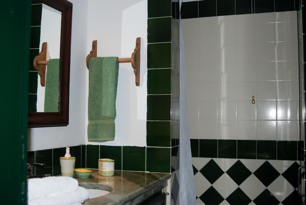 Herdade Da Samarra Hotel Viana do Alentejo Room photo